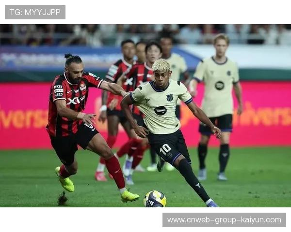 巴塞罗那右路打开，亚马尔连续突破成功