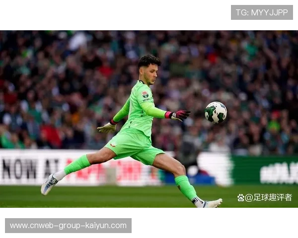 纽卡斯尔连续传中精确送到点位：战术美学与落点训练的力量